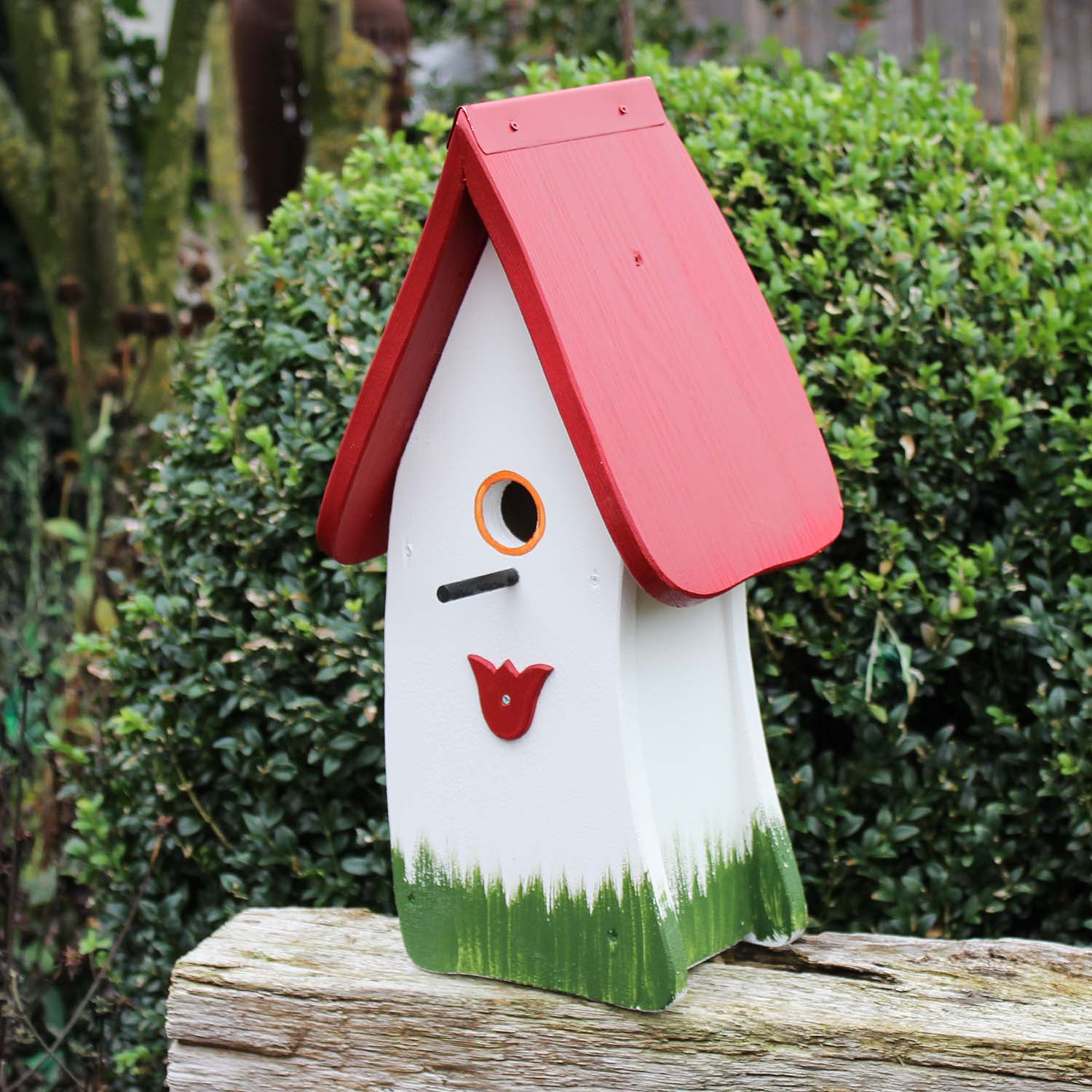 Vogelvilla Nistkasten weiß mit Tulpe