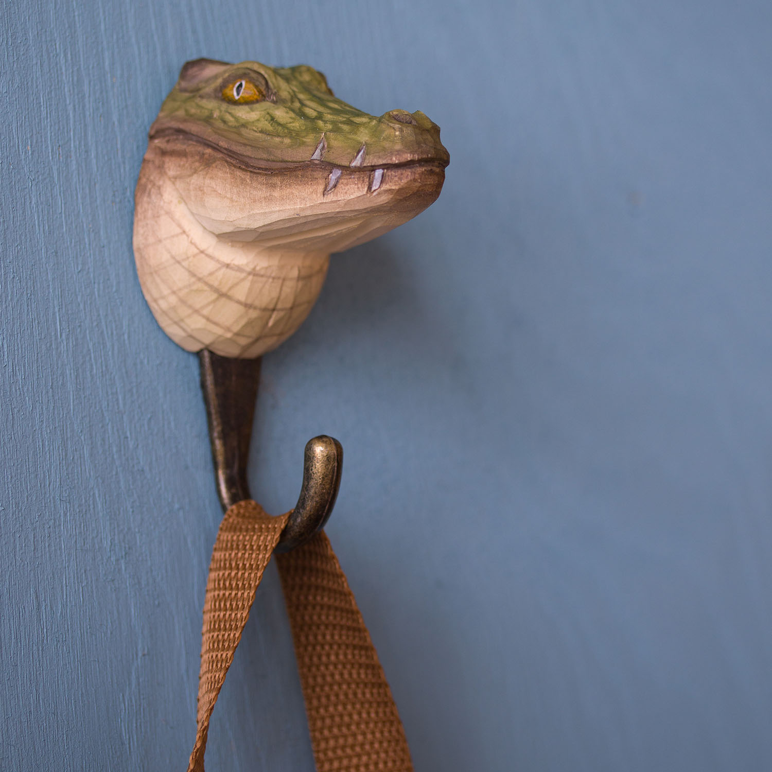 Wildlife Garden Haken Krokodil handgeschnitzt